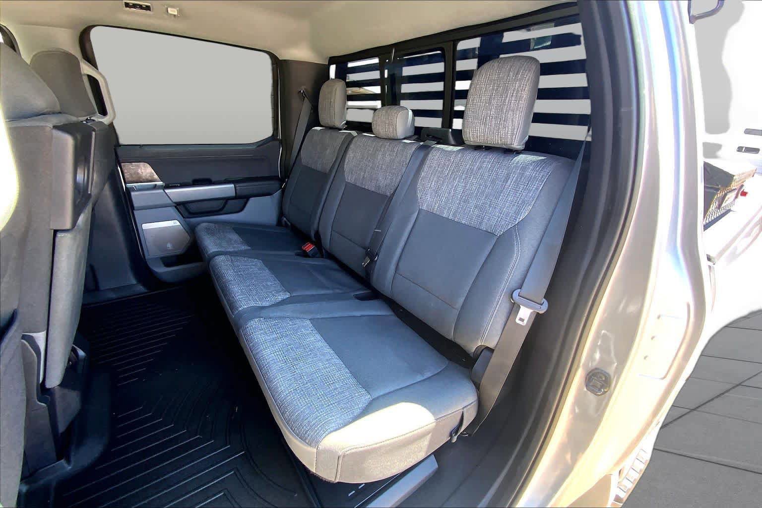 Certified 2023 Ford F250 XLT w/ XLT Premium Package AWD/4WD image 21