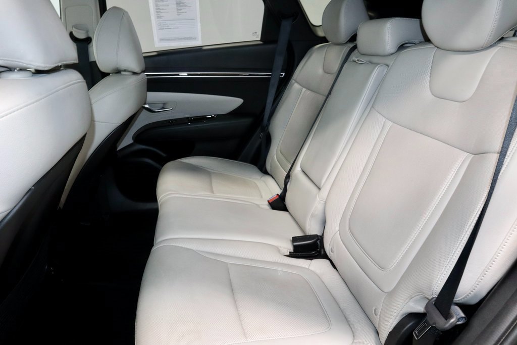 Used 2024 Hyundai Tucson Limited image 25