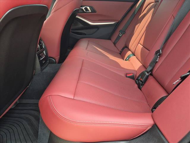 Used 2025 BMW 330i Sedan w/ Premium Package RWD image 20