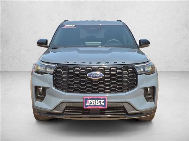Certified 2025 Ford Explorer ST-Line RWD image 2