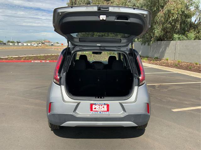 Used 2023 Kia Soul LX w/ Option Group 015 FWD image 13