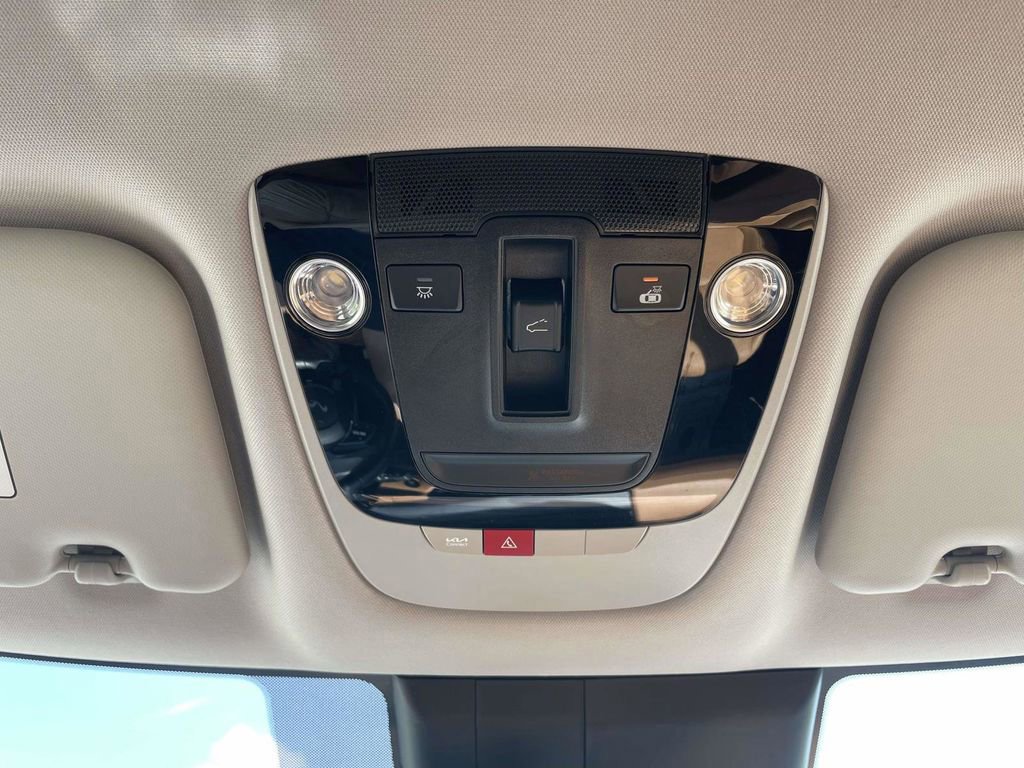 Used 2024 Kia Seltos EX image 29