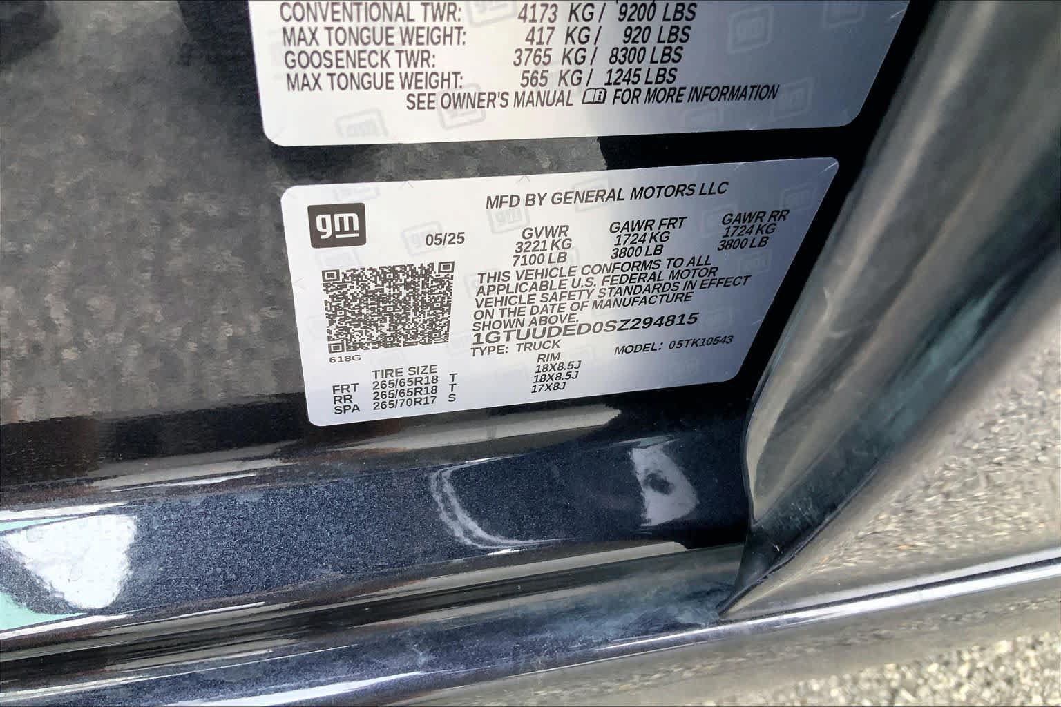 Used 2025 GMC Sierra 1500 SLT AWD/4WD image 29