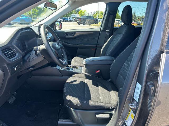 Certified 2025 Ford Escape Active AWD/4WD image 5