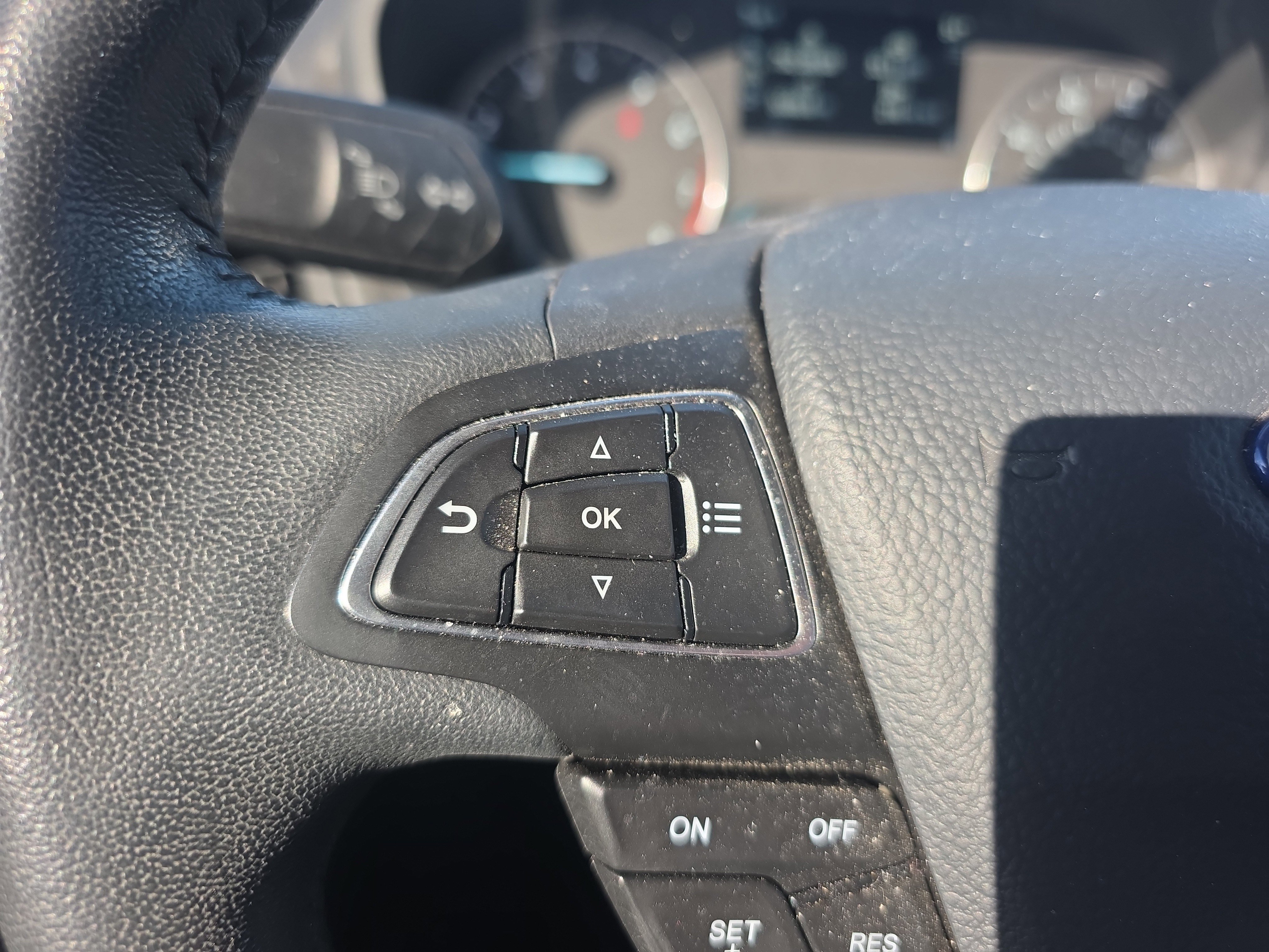 Certified 2019 Ford EcoSport SE image 32