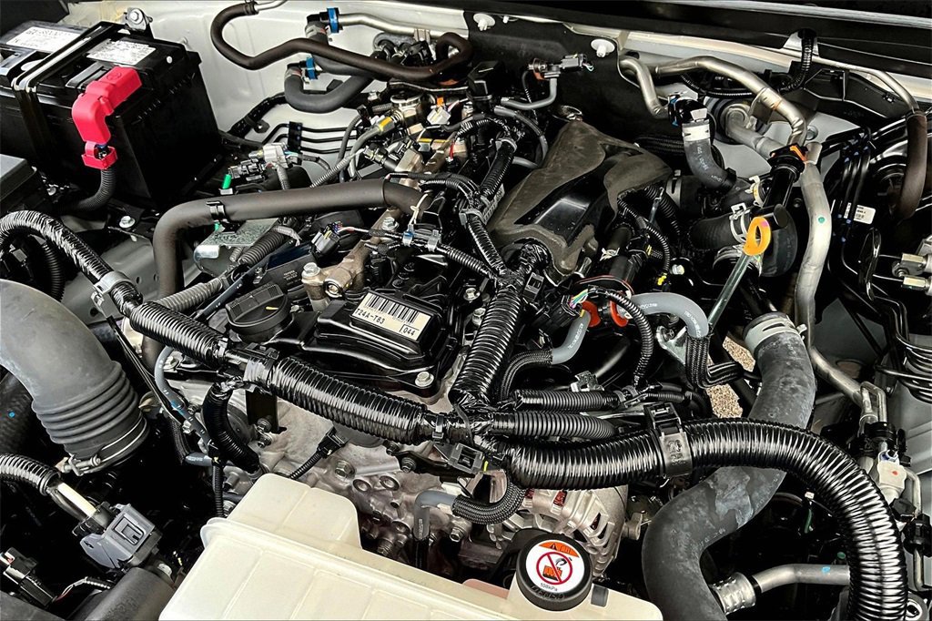 Used 2024 Toyota Tacoma SR image 29