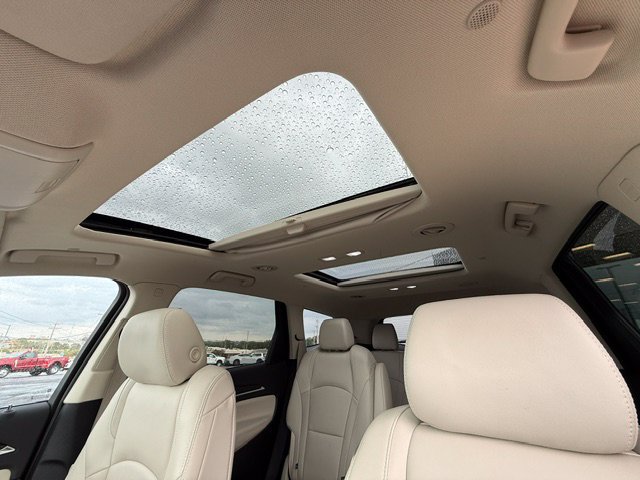 Used 2023 Buick Enclave Essence w/ Experience Buick Package AWD/4WD image 10