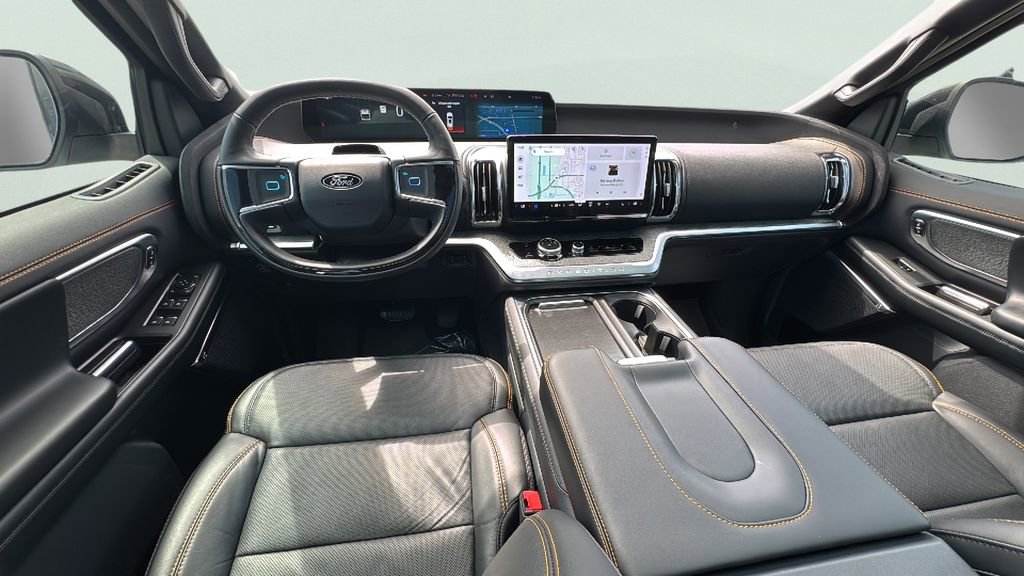 Certified 2025 Ford Expedition Tremor image 30
