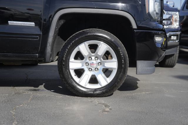 Used 2017 GMC Sierra 1500 SLE w/ SLE Value Package image 4