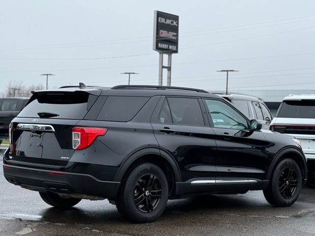 Certified 2024 Ford Explorer XLT image 36
