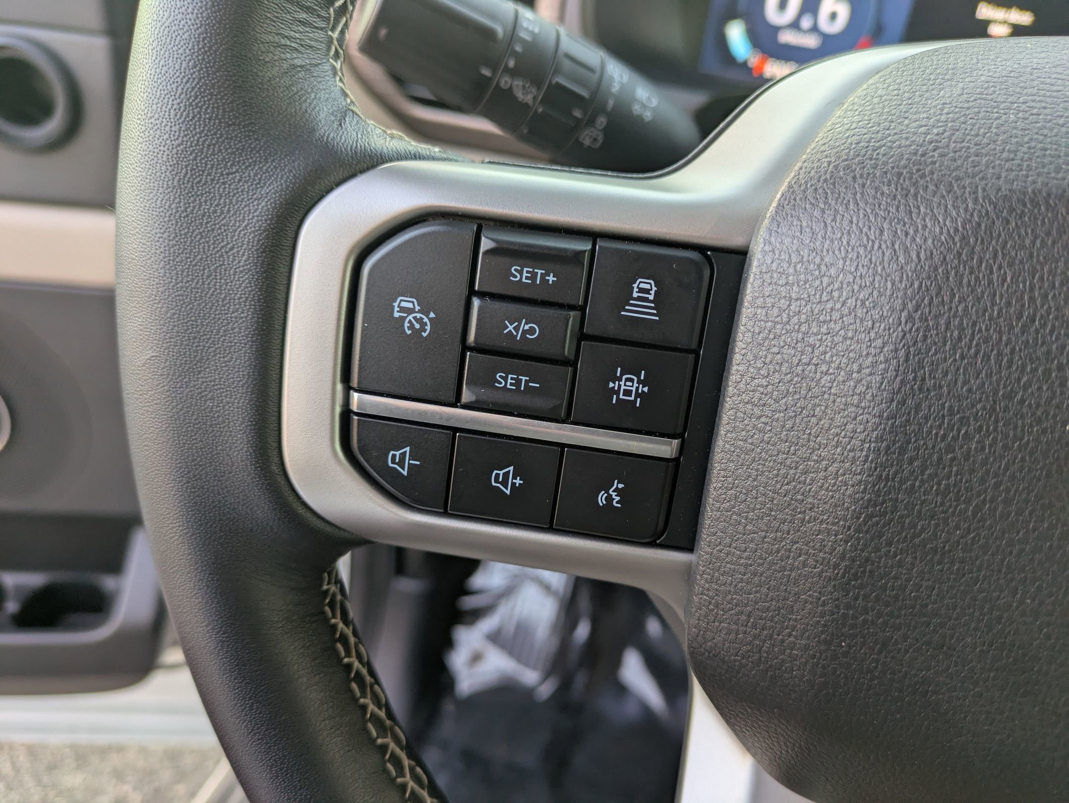 Certified 2024 Ford Expedition Limited image 16