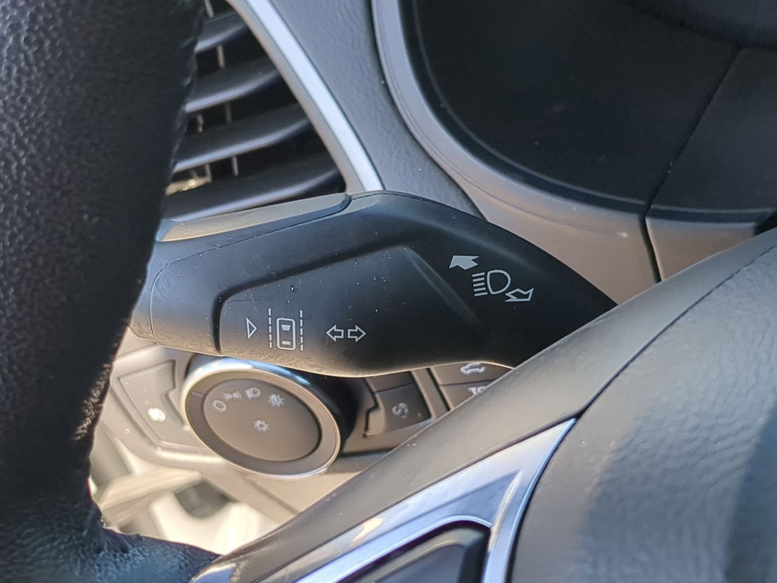 Certified 2022 Ford Edge SEL w/ Convenience Package image 28