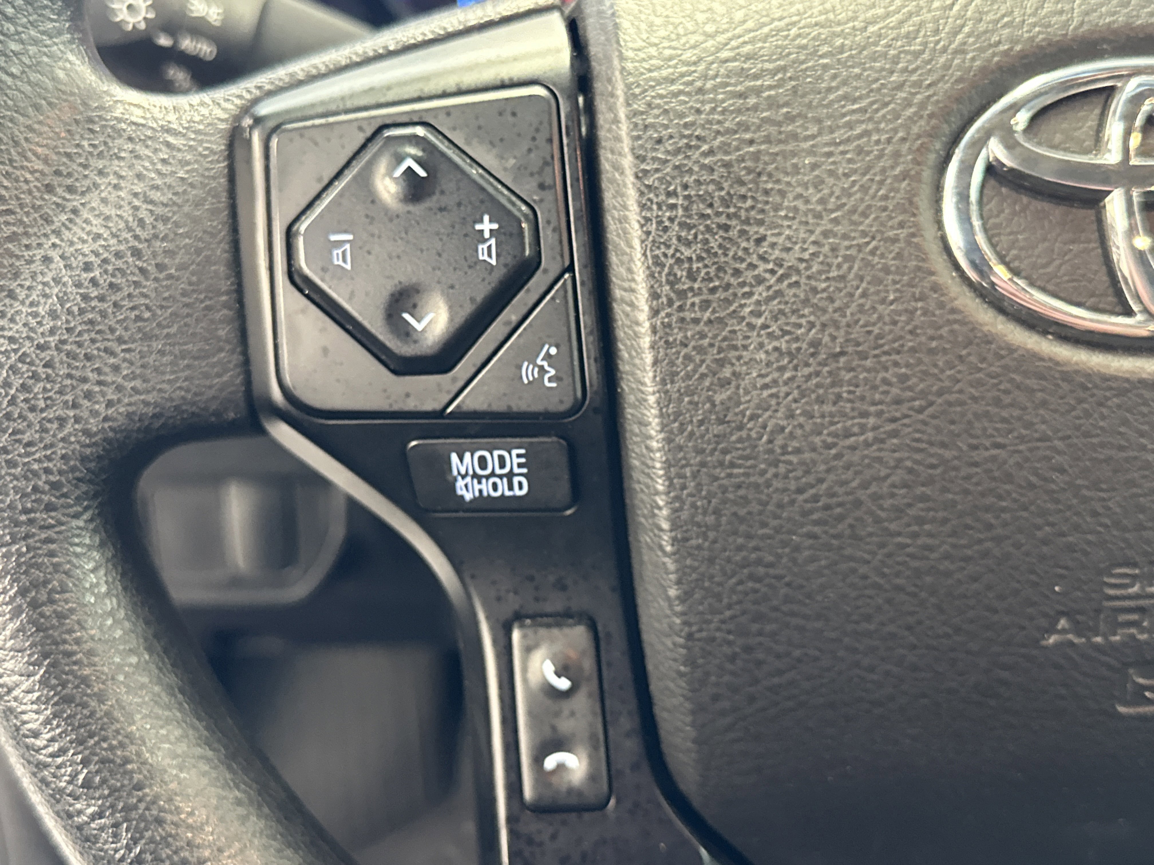 Used 2023 Toyota Tacoma SR image 30