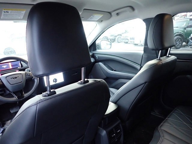 Certified 2024 Ford Mustang Mach-E Select image 17