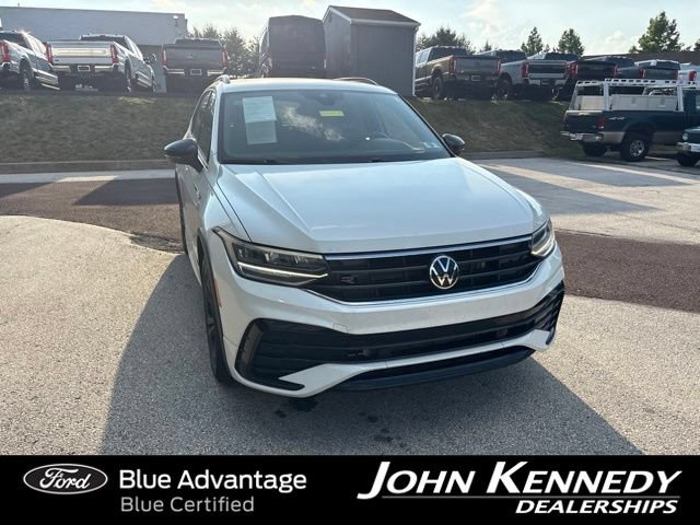 Used 2023 Volkswagen Tiguan SE R-Line AWD/4WD image 12