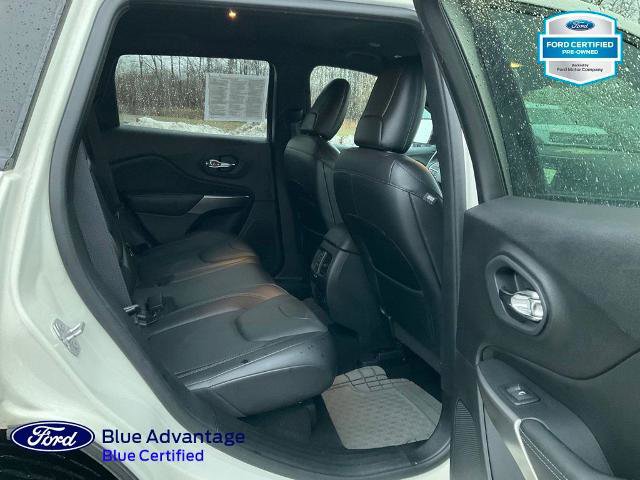 Used 2019 Jeep Cherokee High Altitude AWD/4WD image 17