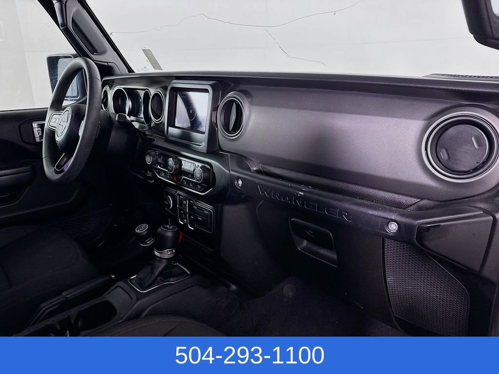 Used 2023 Jeep Wrangler Sport S image 27