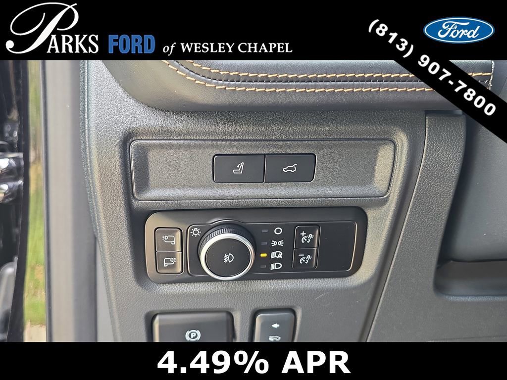 Certified 2024 Ford Expedition Platinum image 31