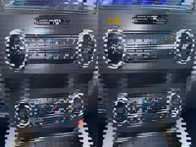 Certified 2020 Ford Expedition XLT w/ Equipment Group 202A image 32