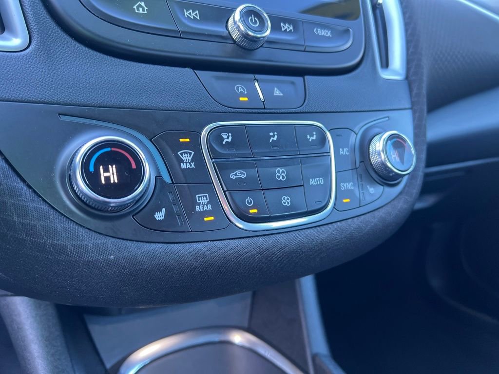 Used 2023 Chevrolet Malibu LT image 24