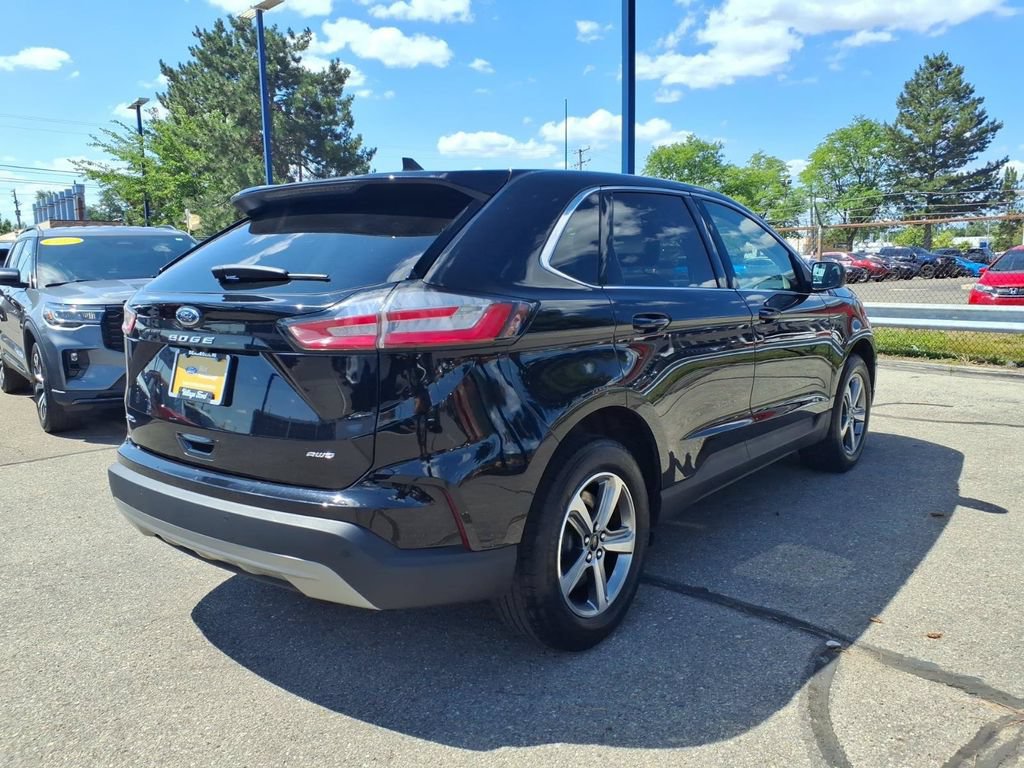 Certified 2024 Ford Edge SEL w/ Convenience Package AWD/4WD image 6