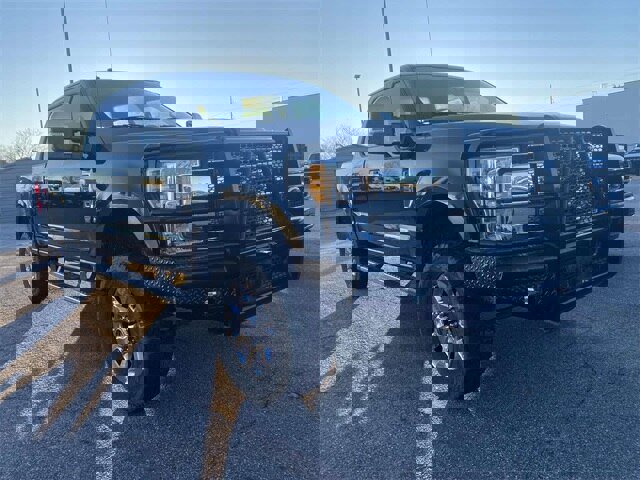 Certified 2017 Ford F250 Lariat w/ Lariat Ultimate Package image 4