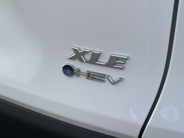 Used 2025 Toyota RAV4 XLE image 8