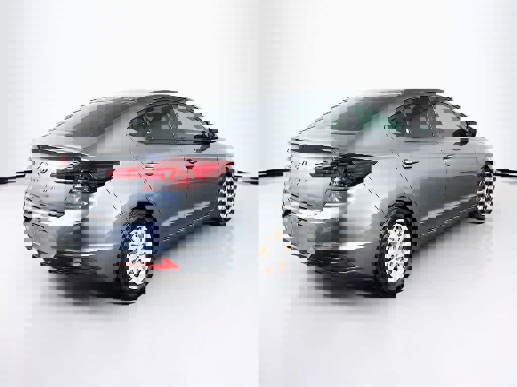 Used 2020 Hyundai Elantra SE w/ Cargo Package (C1) image 5