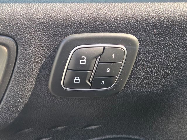 Certified 2020 Ford Escape SEL AWD/4WD image 24
