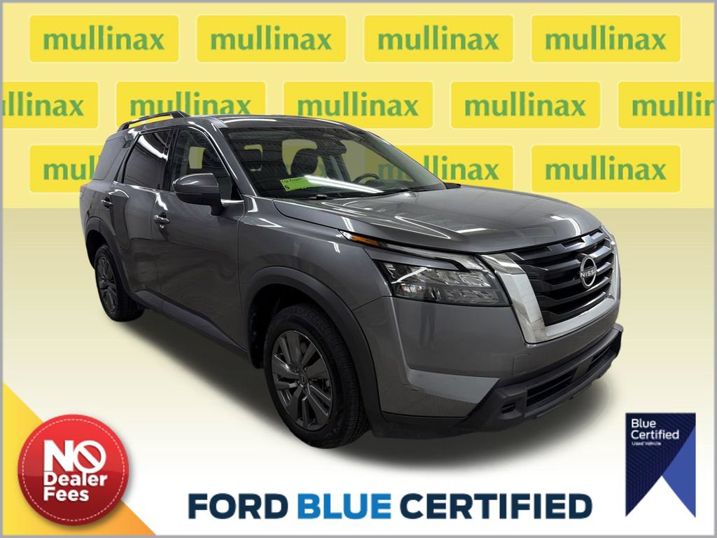 Used 2023 Nissan Pathfinder SV FWD 360° Tour