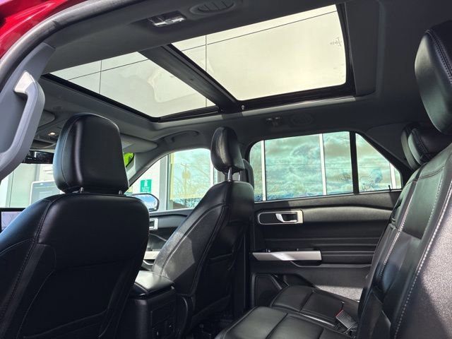 Certified 2023 Ford Explorer XLT w/ Equipment Group 202A image 16