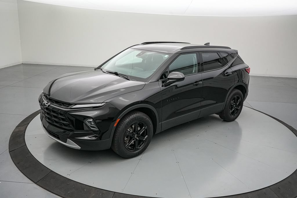 Used 2023 Chevrolet Blazer LT w/ Convenience Package FWD image 8