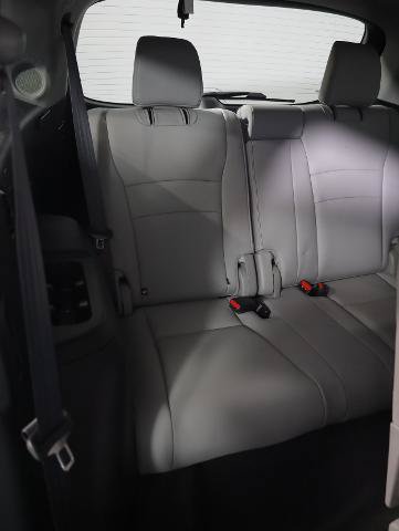 Used 2020 Honda Pilot Touring image 11