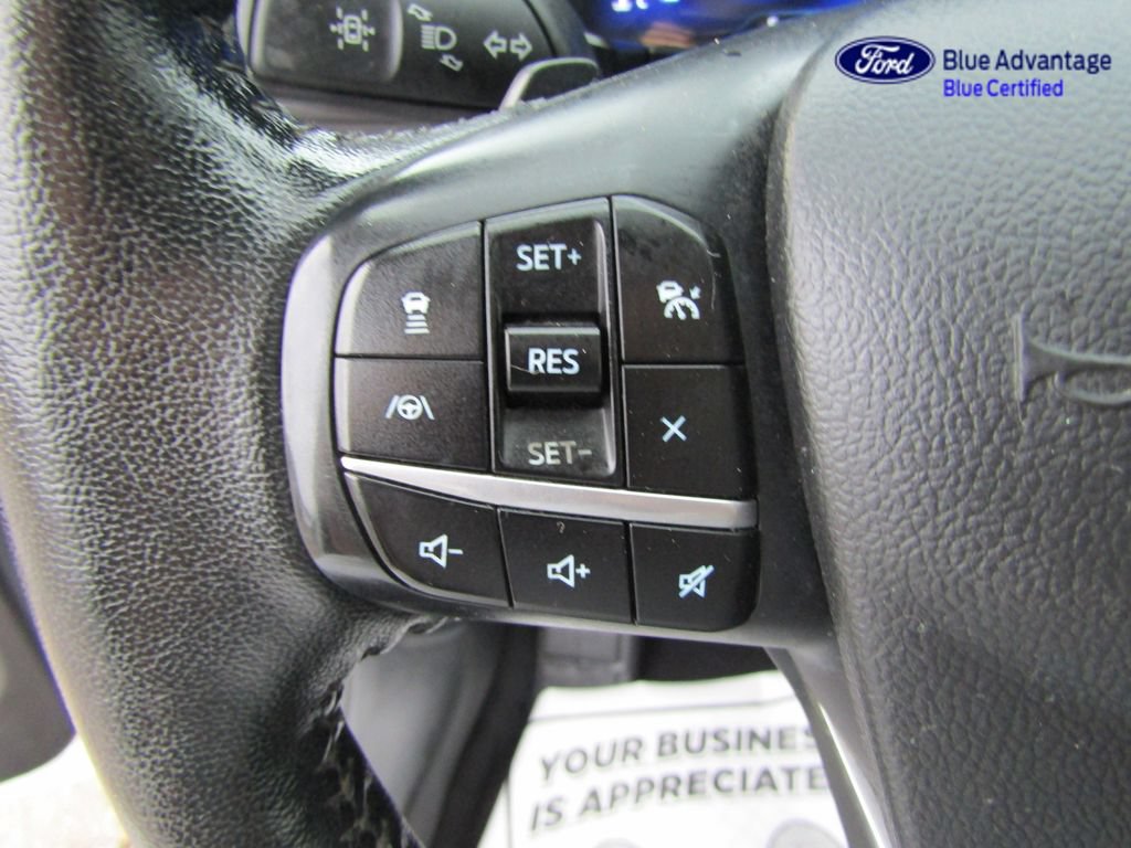 Certified 2020 Ford Escape Titanium AWD/4WD image 33