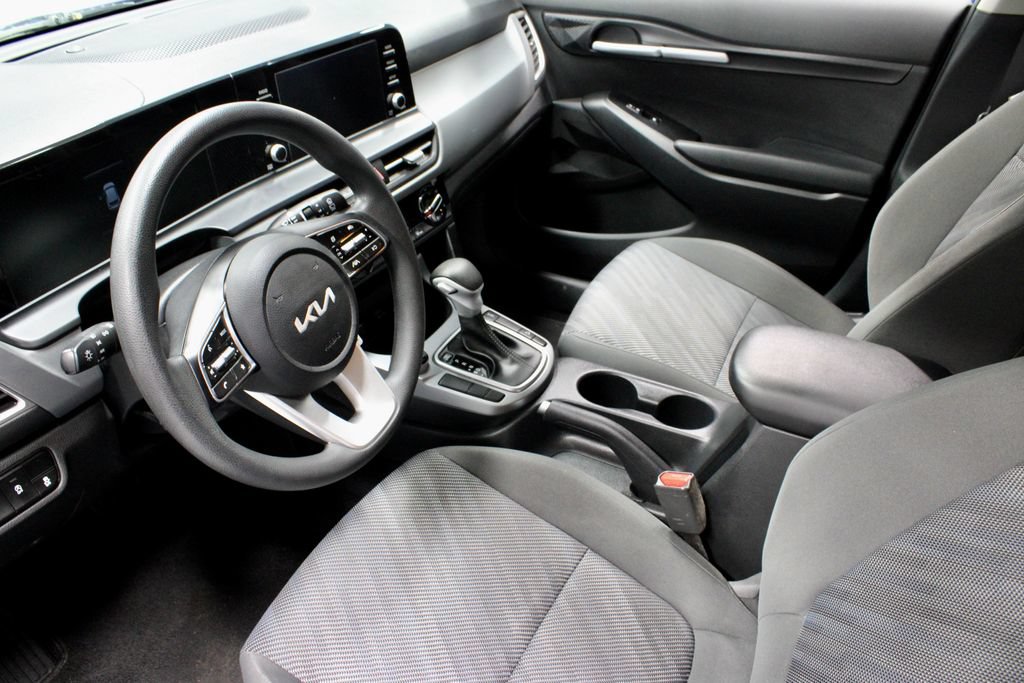 Used 2024 Kia Seltos LX AWD/4WD image 24
