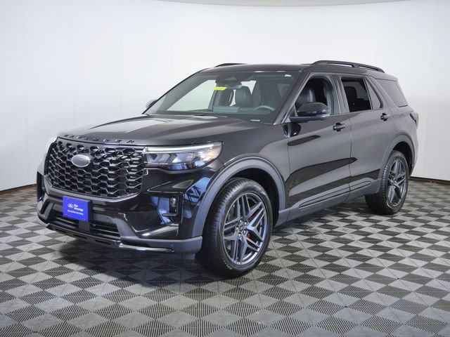 Certified 2025 Ford Explorer ST-Line w/ Premium Package AWD/4WD image 5