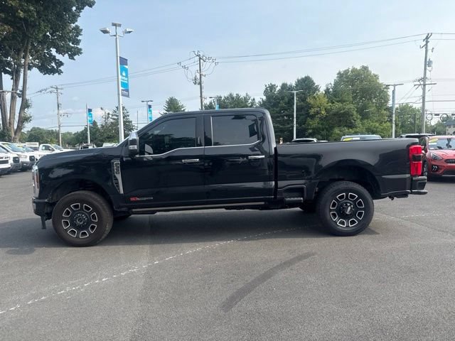 Certified 2024 Ford F350 Platinum w/ FX4 Off-Road Package AWD/4WD image 4