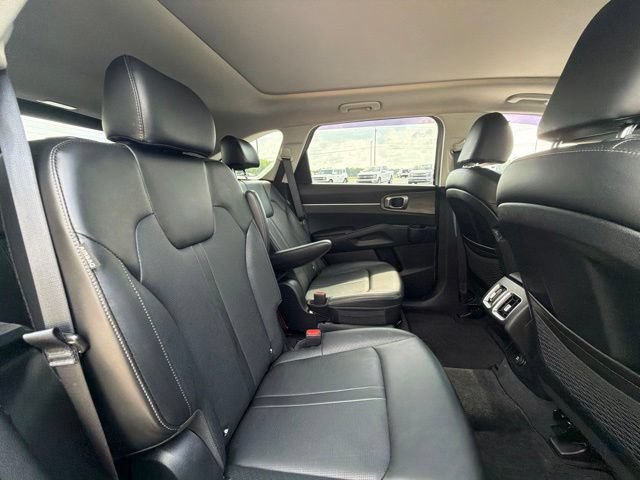 Used 2024 Kia Sorento X-Line EX AWD/4WD image 18
