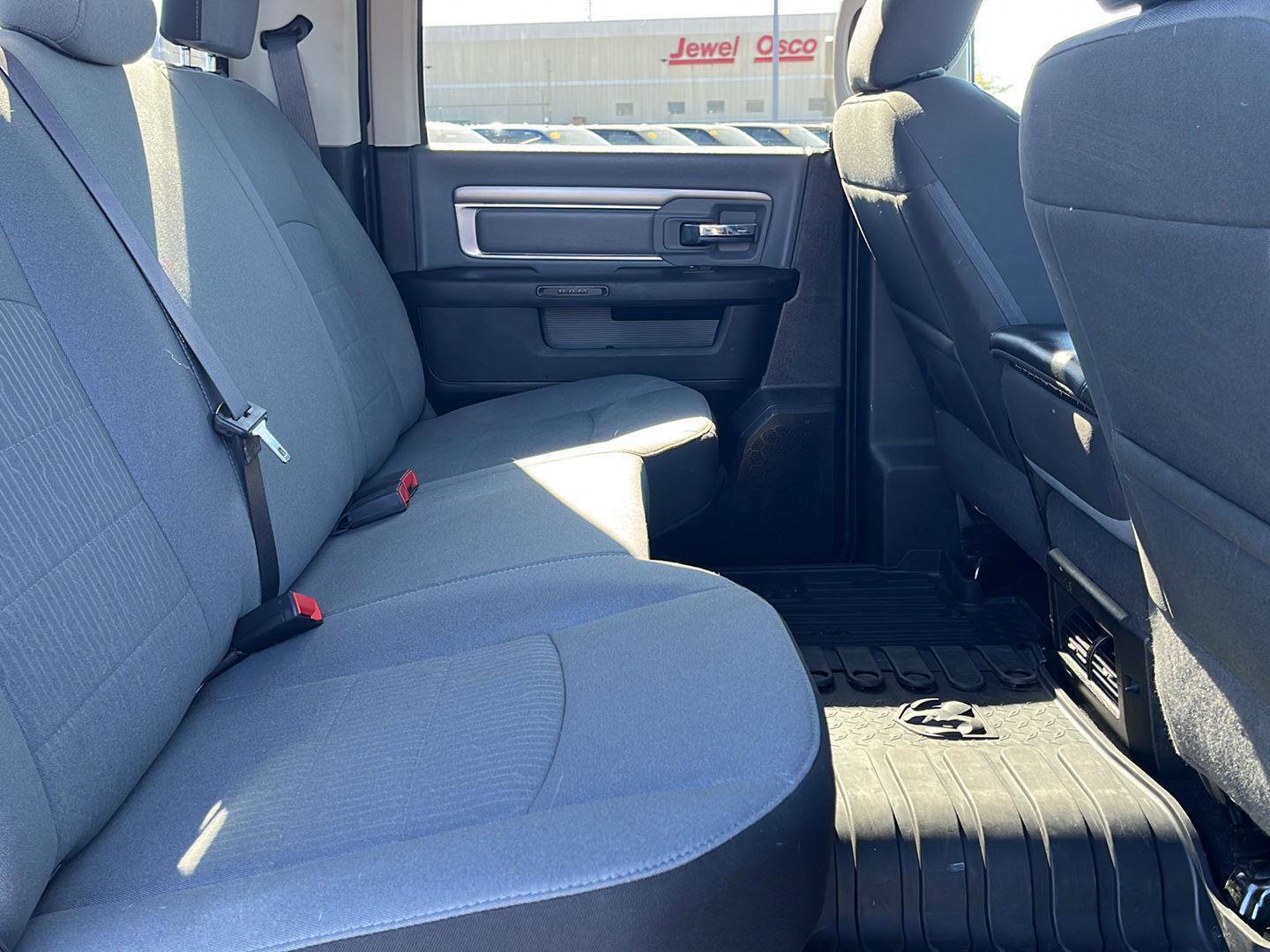 Used 2021 RAM 1500 Classic SLT image 17