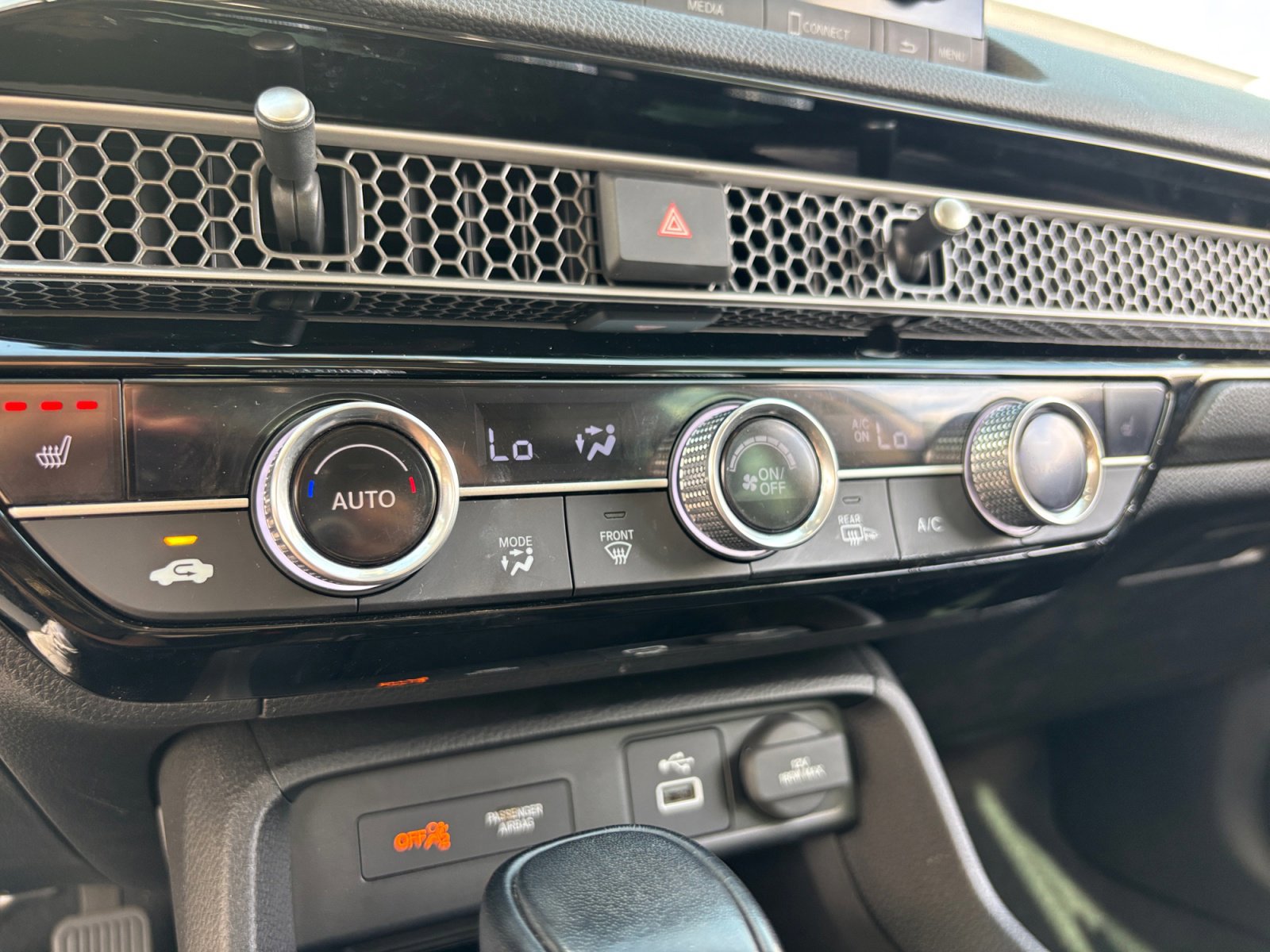 Used 2022 Honda Civic EX-L image 29