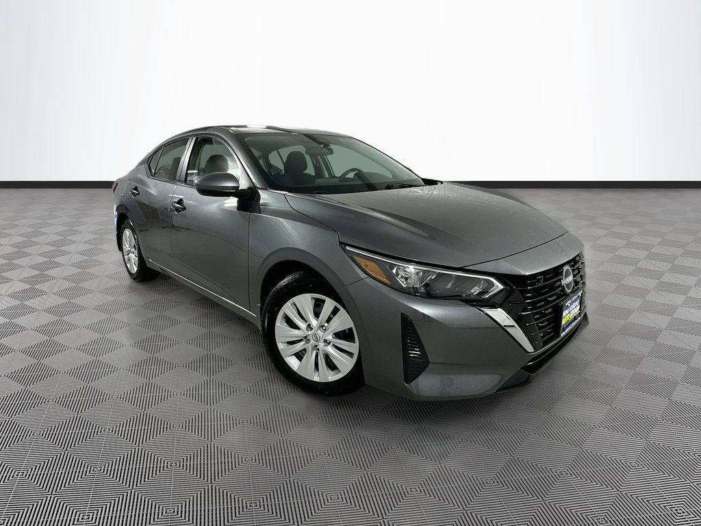 Used 2025 Nissan Sentra S FWD image 33