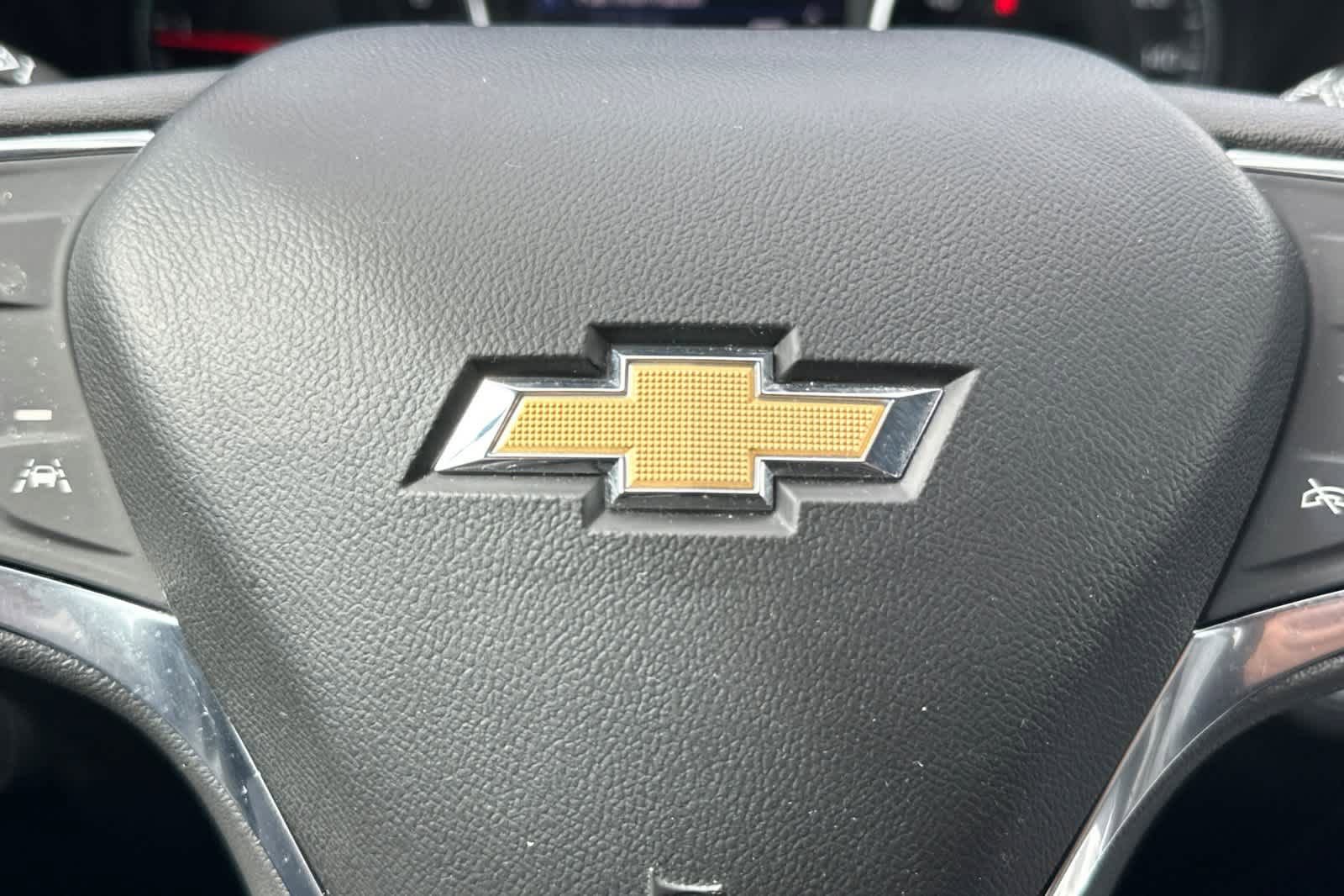 Used 2021 Chevrolet Equinox LT w/ LPO, Floor Liner Package FWD image 28
