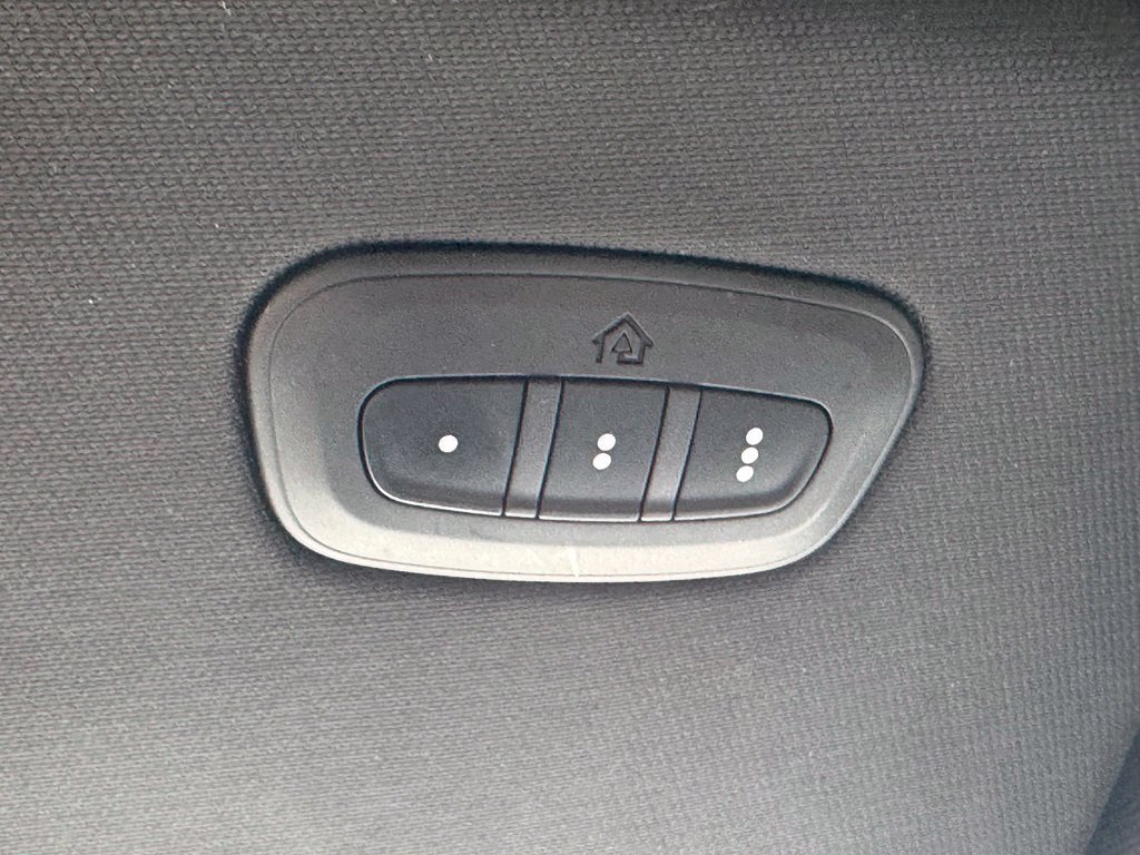 Used 2020 RAM 1500 Big Horn AWD/4WD image 40