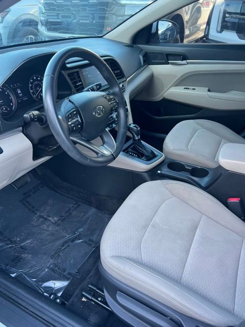 Used 2020 Hyundai Elantra SEL FWD image 8