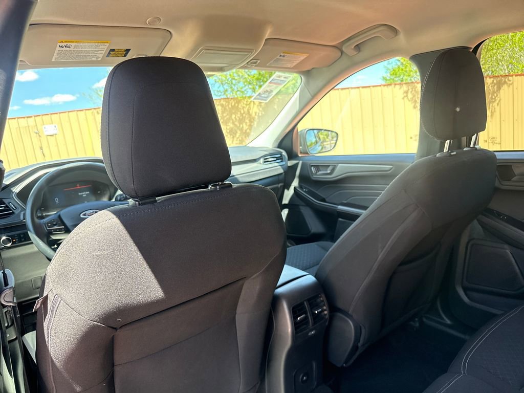 Certified 2025 Ford Escape Active AWD/4WD image 20