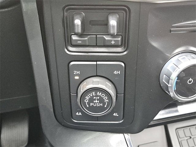 Certified 2023 Ford F150 Lariat w/ Equipment Group 502A High image 19