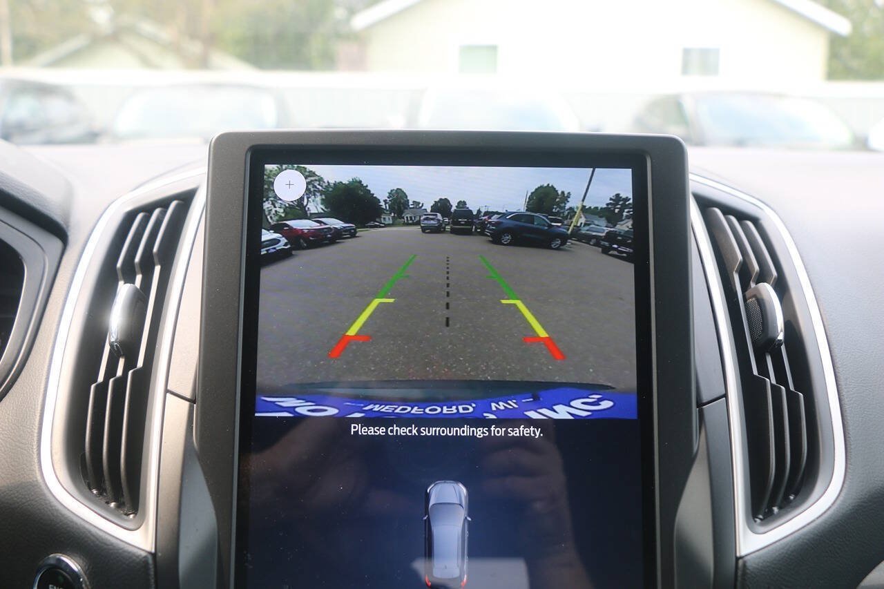 Certified 2024 Ford Edge SEL AWD/4WD image 32