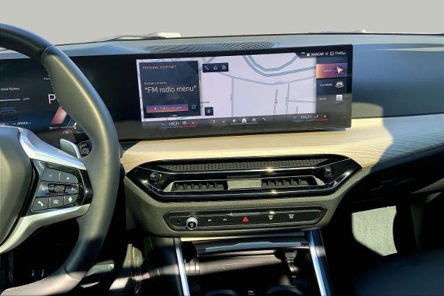 Used 2025 BMW 330i xDrive Sedan AWD/4WD image 13