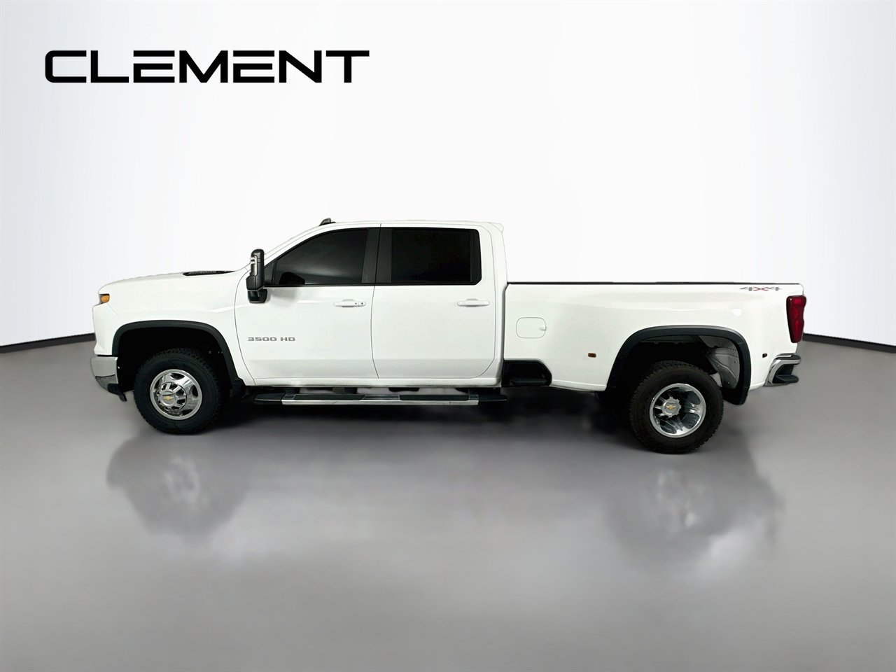 Used 2024 Chevrolet Silverado 3500 LT AWD/4WD image 6