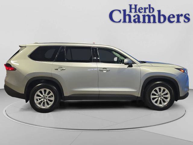 Used 2024 Toyota Grand Highlander AWD image 11